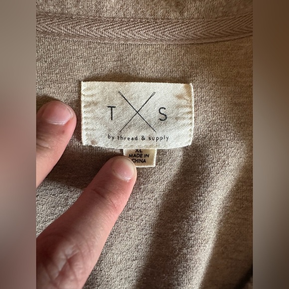 Thread & Supply Cardigan - Picture 2 of 4